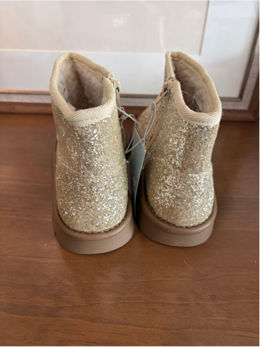 NWT Cat & Jack Honor Gold Glitter Youth Boots Size 3 - Picture 4 of 5
